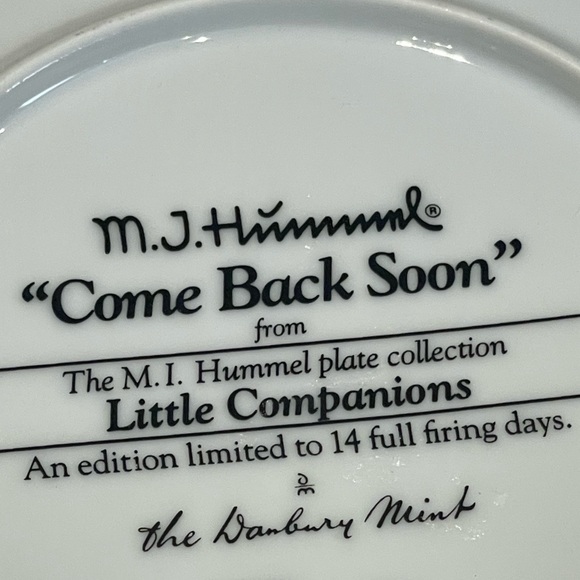 Hummel come back soon collectable‎ wall plate Hummel figurines - Picture 3 of 7